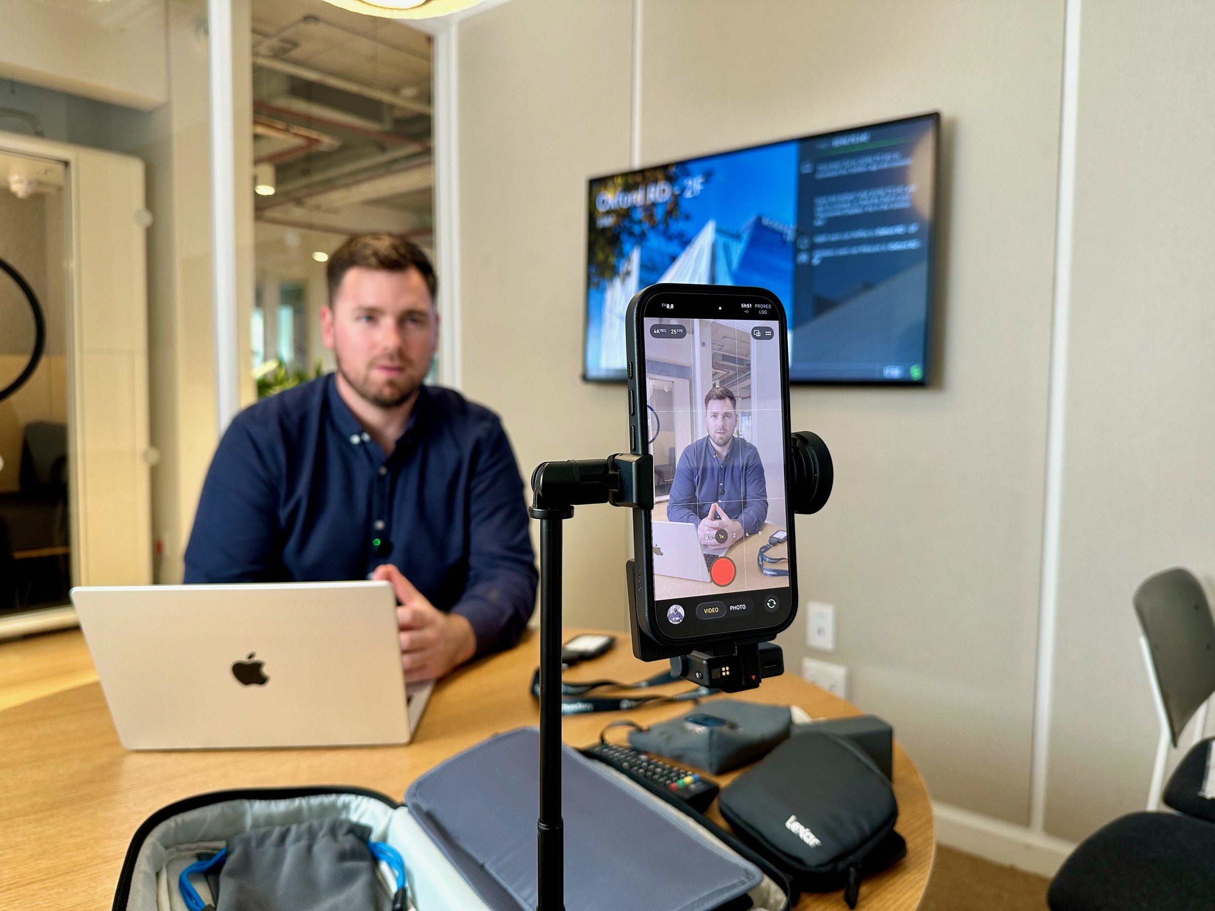 The live-stream desk rig running